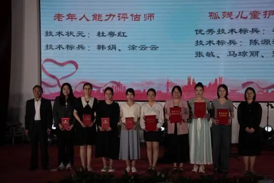 提升培养质量 发展护士队伍—护理(学)、助产(学)专业举行庆祝5·12国际护士节主题活动 第 5 张 提升培养质量 发展护士队伍—护理(学)、助产(学)专业举行庆祝5·12国际护士节主题活动 第 5 张