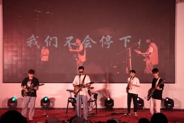 提升培养质量 发展护士队伍—护理(学)、助产(学)专业举行庆祝5·12国际护士节主题活动 第 10 张 提升培养质量 发展护士队伍—护理(学)、助产(学)专业举行庆祝5·12国际护士节主题活动 第 10 张