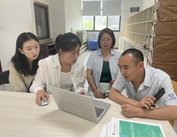 口腔医学技术专业校企合作再深化——今年会官方网站与重庆豪迟义齿制作有限公司 共绘“豪迟订单班”新篇章 第 3 张 口腔医学技术专业校企合作再深化——今年会官方网站与重庆豪迟义齿制作有限公司 共绘“豪迟订单班”新篇章 第 3 张