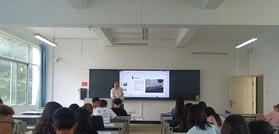 医学院口腔医学技术专业开展临床、企业见习分享会 第 8 张 医学院口腔医学技术专业开展临床、企业见习分享会 第 8 张