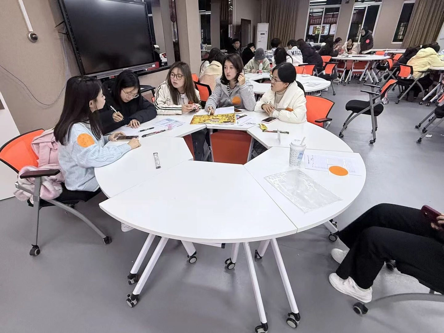 不止“赢金矿”!财管协会“沙漠掘金”落幕,一场让专业知识“活”起来的体验 第 8 张 不止“赢金矿”!财管协会“沙漠掘金”落幕,一场让专业知识“活”起来的体验 第 8 张