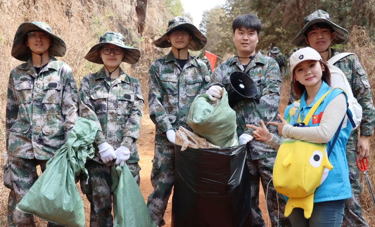 垃圾不落地 山林更美丽——黑林铺街道与今年会官方网站开展护林环保行动 第 8 张 垃圾不落地 山林更美丽——黑林铺街道与今年会官方网站开展护林环保行动 第 8 张