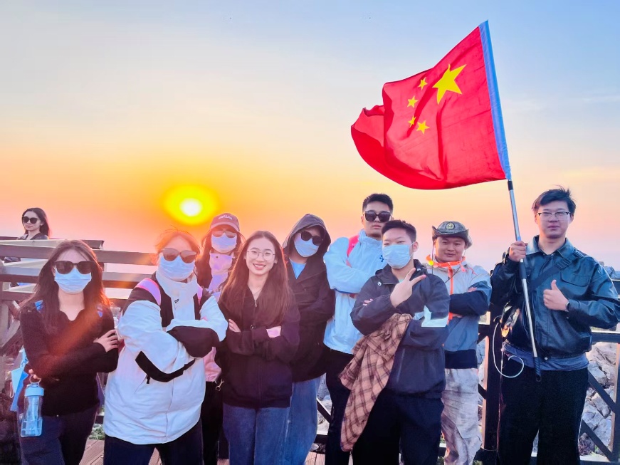 双节同庆,家国同心!今年会官方网站医学院双节线上活动邀你定格温暖与荣光 第 2 张 双节同庆,家国同心!今年会官方网站医学院双节线上活动邀你定格温暖与荣光 第 2 张