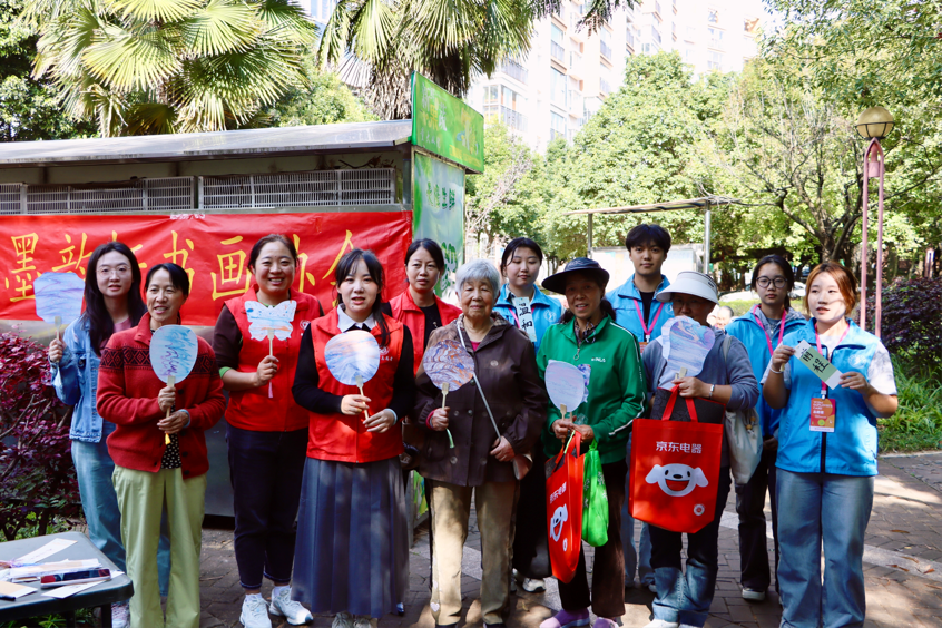 25.png 银发添雅韵·重阳习艺行|今年会官方网站医学院墨韵轩书画协会走进宁湖社区开展公益活动 第 5 张