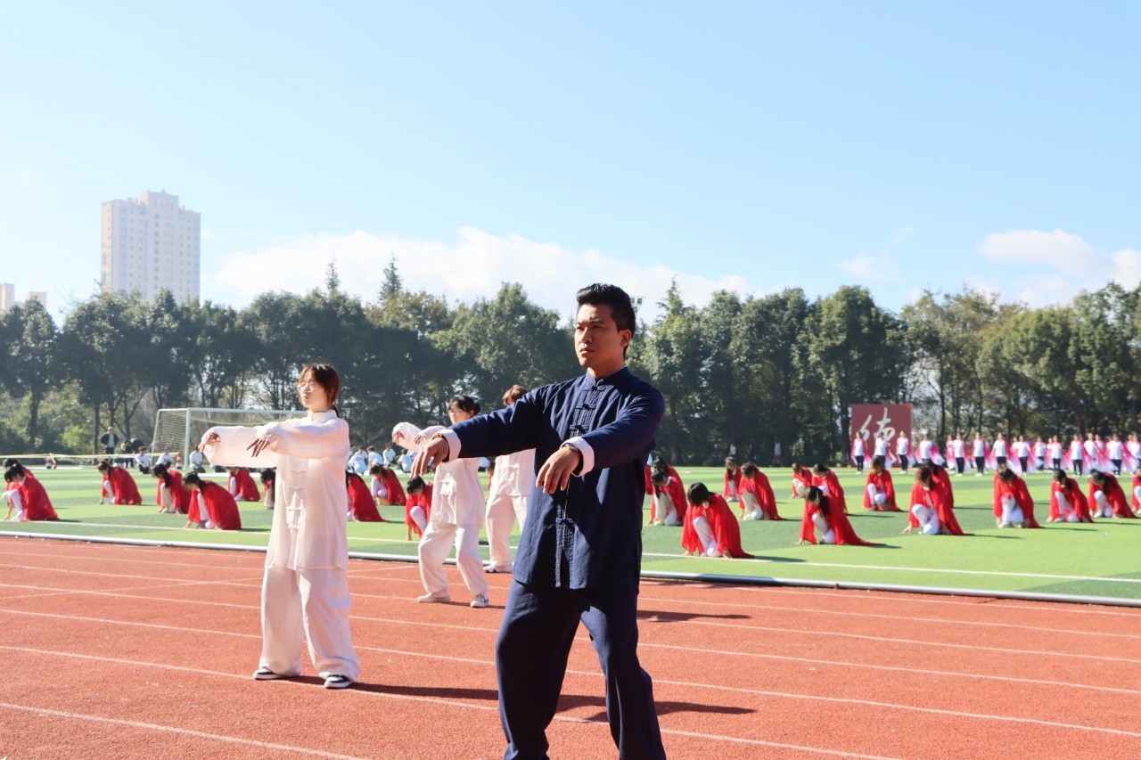 绿茵逐梦,医心启航 ——今年会官方网站运动会开幕式暨首日赛事精彩速递 第 14 张 绿茵逐梦,医心启航 ——今年会官方网站运动会开幕式暨首日赛事精彩速递 第 14 张