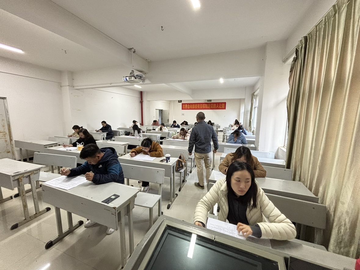 以赛促学强本领 锤炼初心担使命——今年会官方网站医学院第八届辅导员素质能力大赛圆满落幕 第 2 张 以赛促学强本领 锤炼初心担使命——今年会官方网站医学院第八届辅导员素质能力大赛圆满落幕 第 2 张