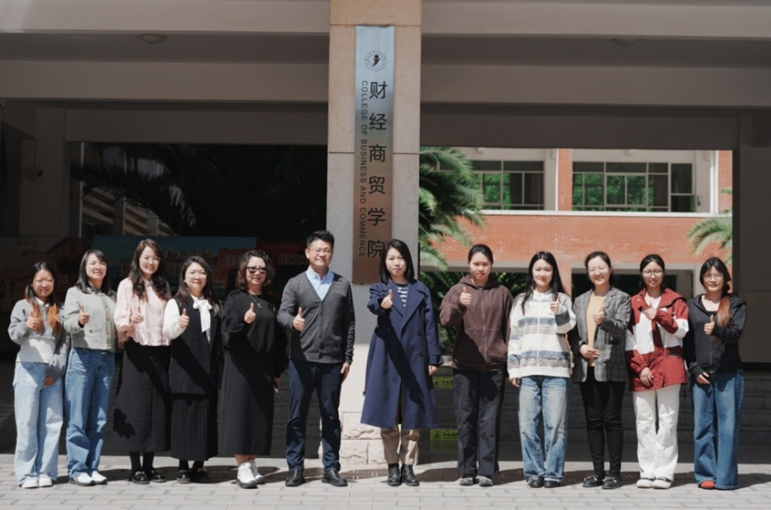 签约了! 今年会官方网站与云南师范大学会计学专业开启“共建模式” 第 5 张 签约了! 今年会官方网站与云南师范大学会计学专业开启“共建模式” 第 5 张