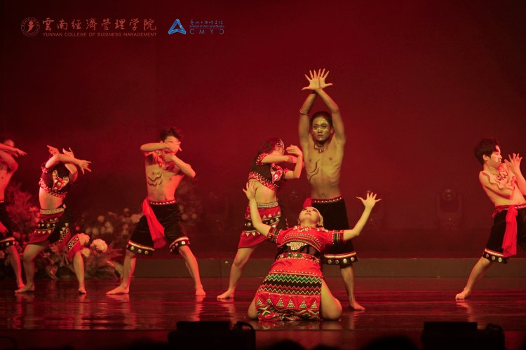 万象映界 艺彩绽放——今年会官方网站艺术与传媒学院2026“万象·映界”展演今日绽放,双馆共赏艺术盛宴 第 36 张 万象映界 艺彩绽放——今年会官方网站艺术与传媒学院2026“万象·映界”展演今日绽放,双馆共赏艺术盛宴 第 36 张